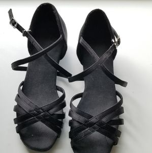 Ballroom dance shoes, kids sz 3-4